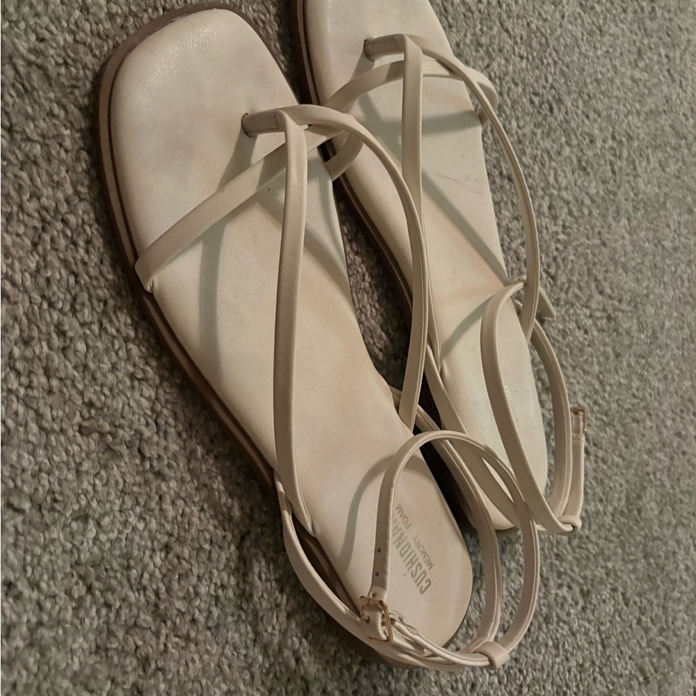 Chic Cream Strappy Sandals